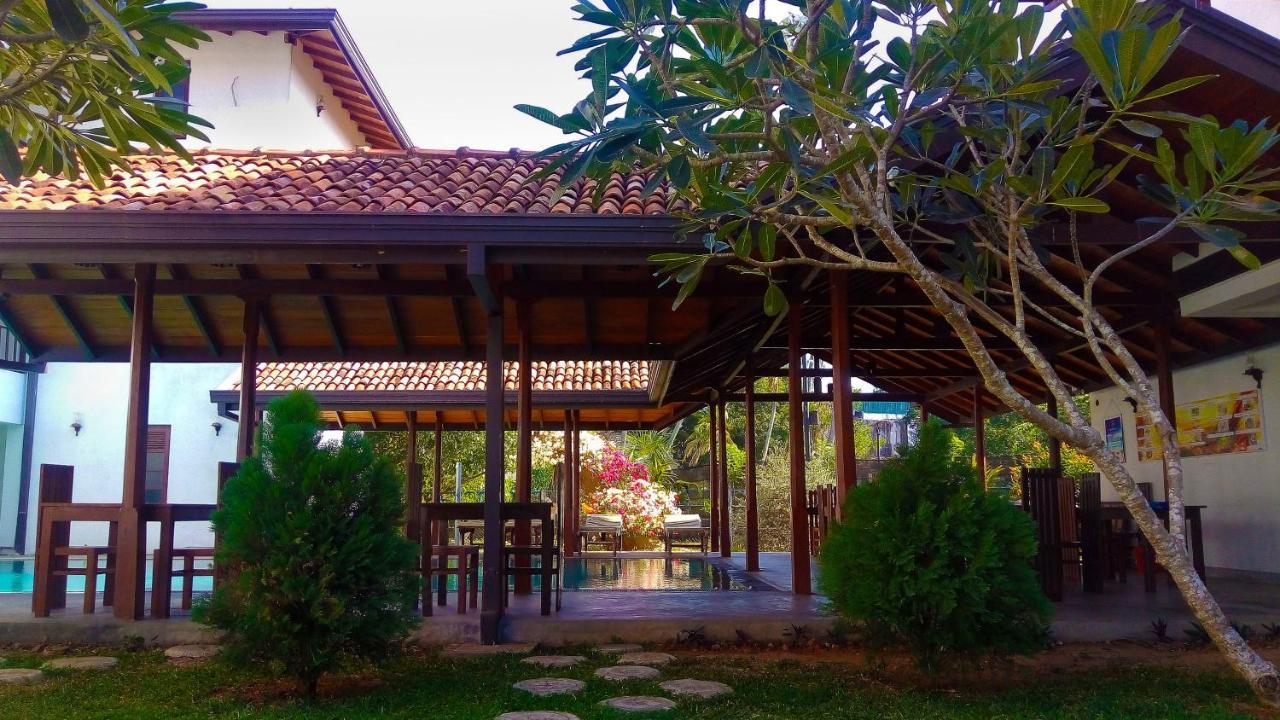 Lagoon Boutique Hotel Kanattegoda Eksteriør bilde